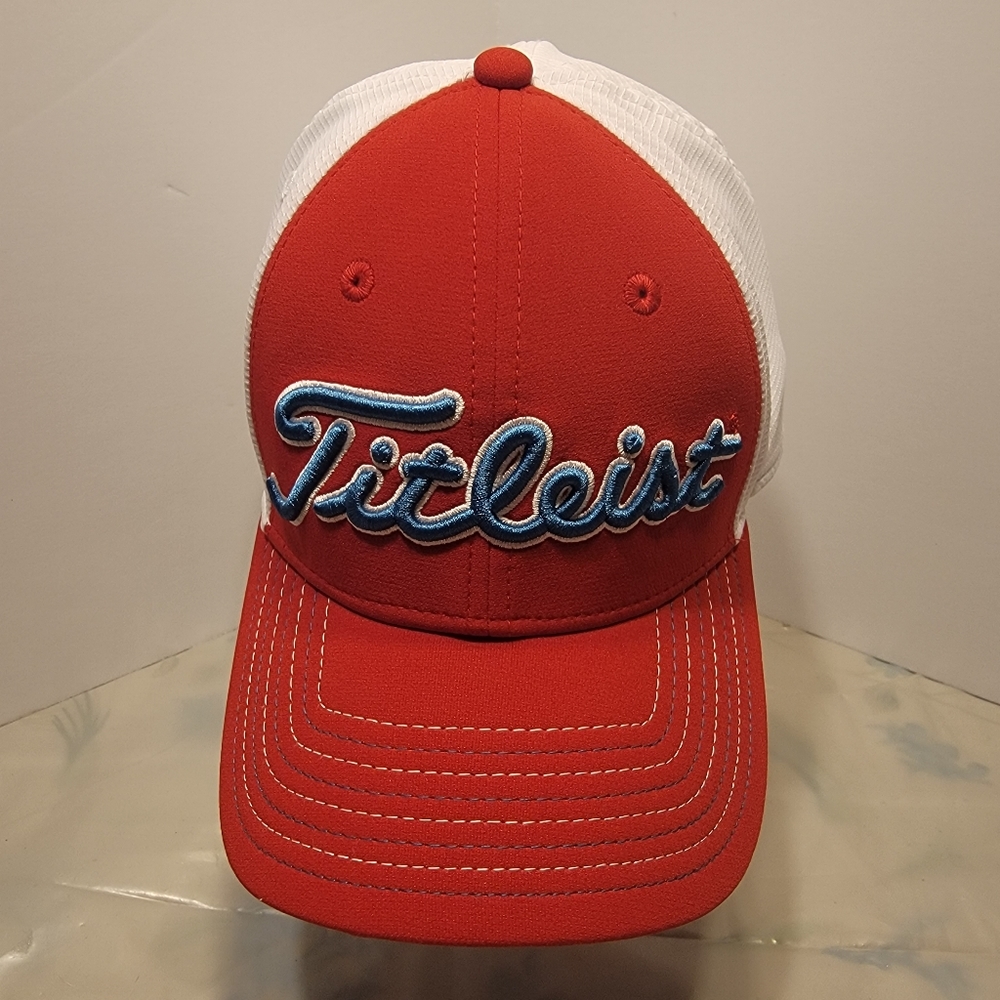 Titleist Fitted Golf Hat Sz S/M